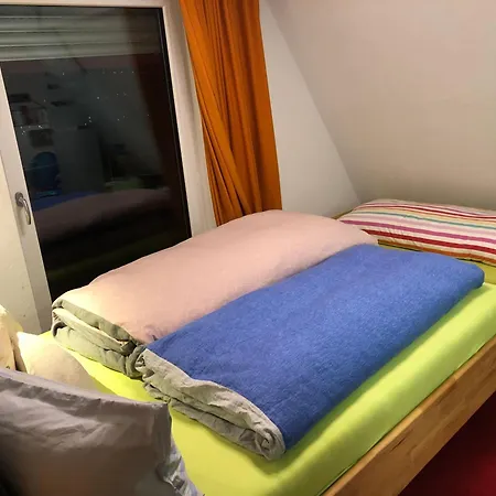 Aussichtszimmer Mit Modernem Glasbad Und Balkon Alloggio in famiglia *